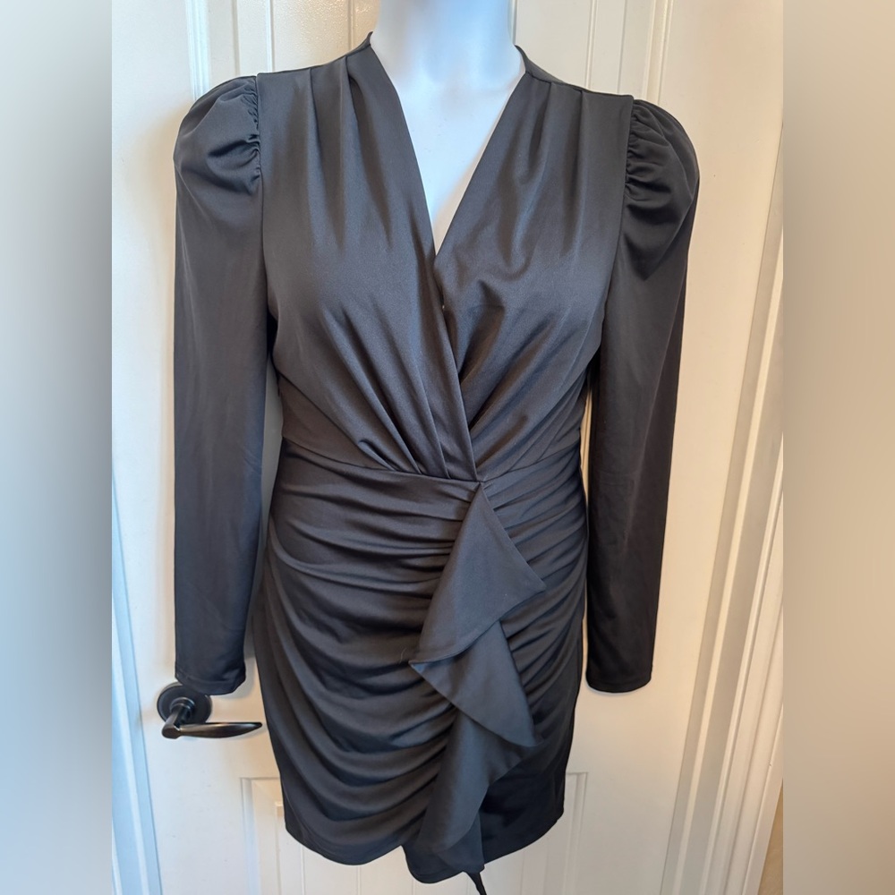 NWOT Elegant Long Sleeve Black Wrap Dress W/Figure Flattering Ruching, Sz Large
